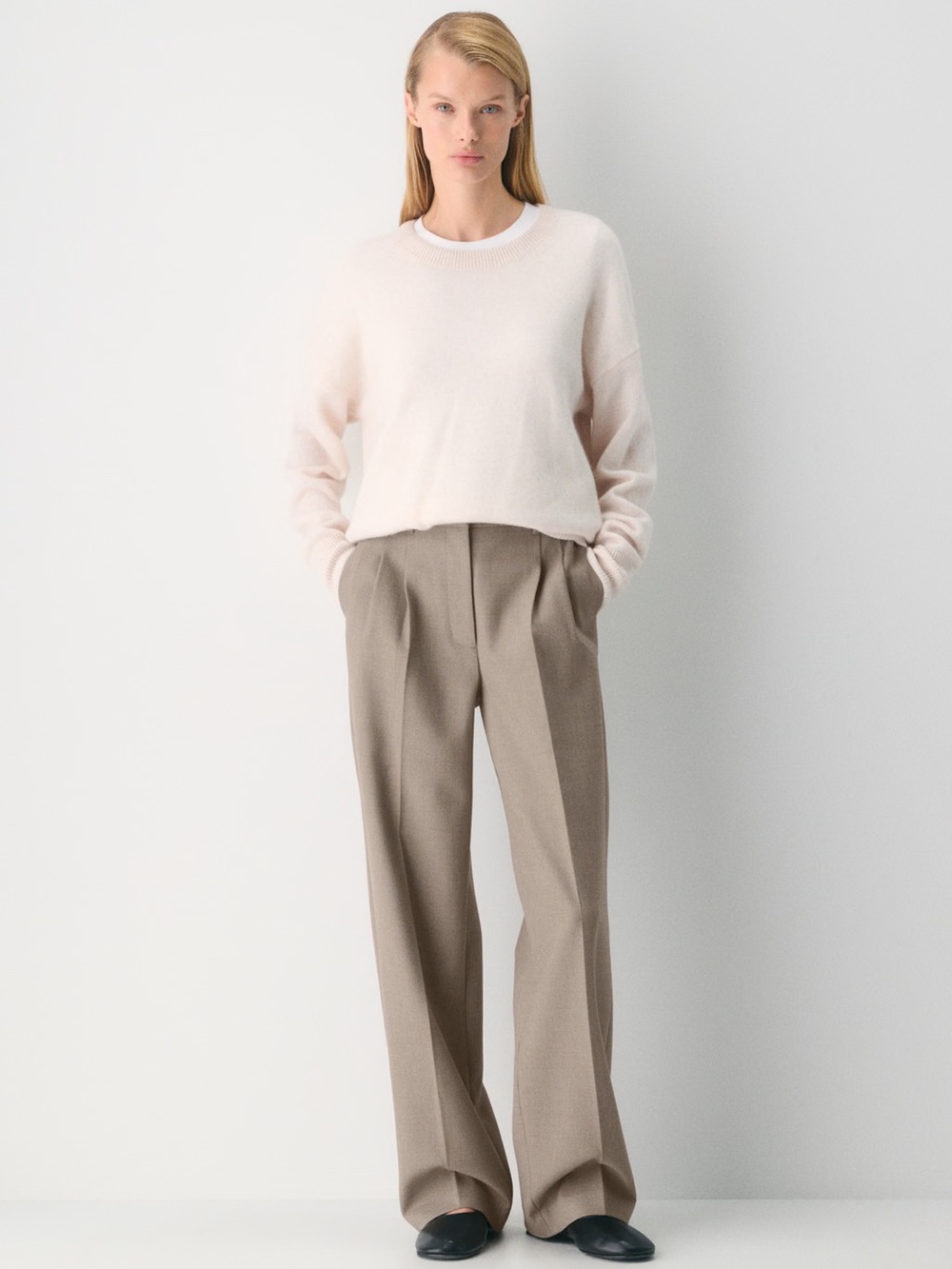 Aritzia The Effortless Pant Eversential Heather Nomad Taupe Size 10